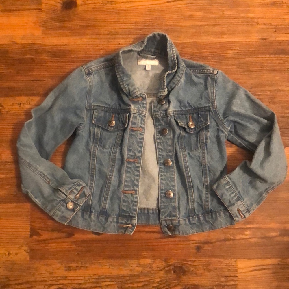 Jona Michelle l Medium Wash Denim Jean Jacket